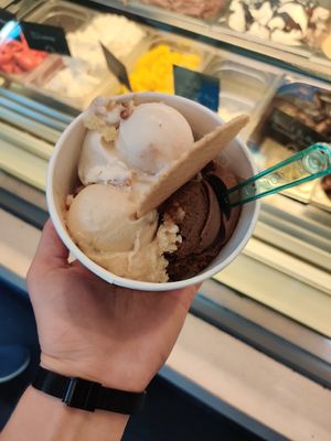  at Eisschmiede - Manufaktur fur Genuss in Dusseldorf