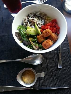 Buddha bowl 💜 at Nümen in Merida