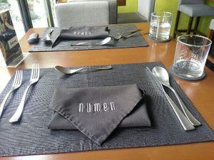 Beautiful table setting at Nümen in Merida