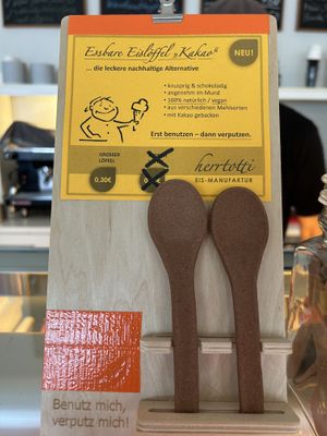 edible spoon, also vegan   at Herrtotti Eis Manufaktur in Dusseldorf