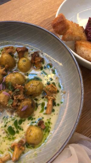 sharing chef’s garden at TIAN Bistro am Spittelberg in Vienna