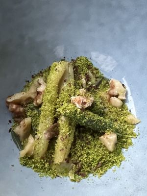 Bean & pistachio   at TIAN Bistro am Spittelberg in Vienna