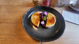 Nachspeise - auch zum Teilen at TIAN Bistro am Spittelberg in Vienna