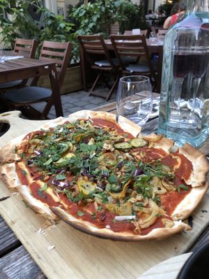 Vegan flatbread with fennel   at TIAN Bistro am Spittelberg in Vienna