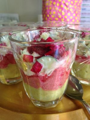 la verrine vegan: houmous, beets, cumcumbers.....and lots a luv! at GRRRfood in Serignan