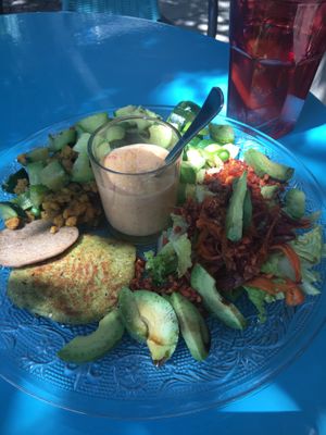 The daily menu’s plate at GRRRfood in Serignan