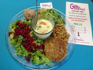 always colorful, healthy and ethical  at GRRRfood in Serignan