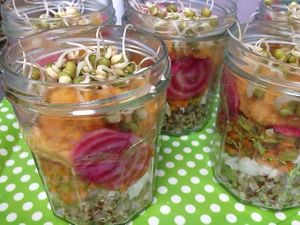 for take away we only use recycled jars at GRRRfood in Serignan