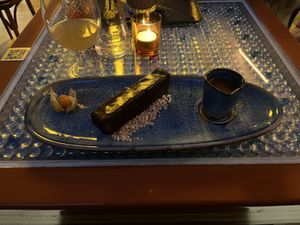 Veganské snickers  at Clear Head - Lehka Hlava in Prague