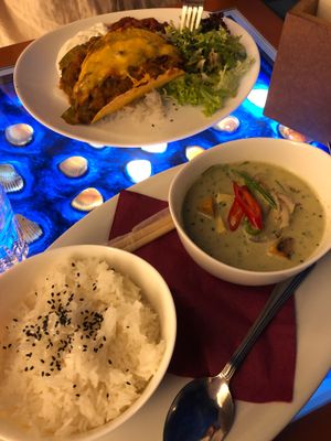 Tacos and thai green curry at Clear Head - Lehka Hlava in Prague