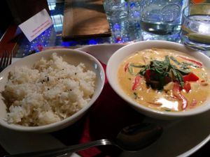 vegan red thai curry at Clear Head - Lehka Hlava in Prague