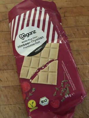 Vegan white chi late with raspberries  at Veganz - Kreuzberg in Berlin