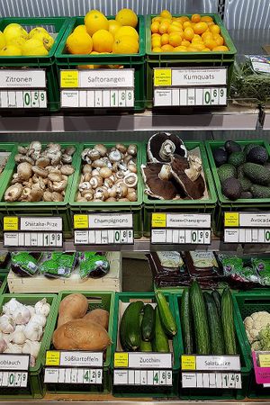 Display of fresh produce - excerpt at Veganz - Kreuzberg in Berlin