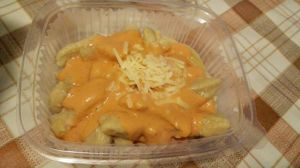 Take away gnocchi at Paradis Obrador Ecologic Vega in Granollers