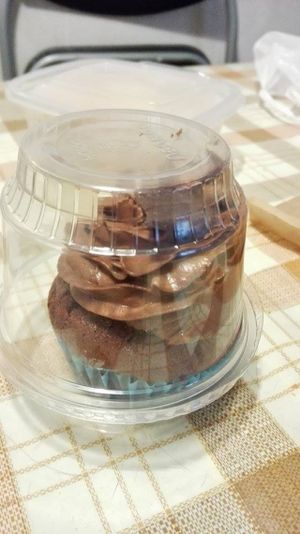 Take away muffin at Paradis Obrador Ecologic Vega in Granollers