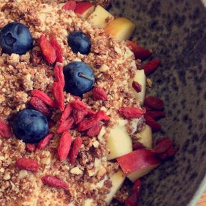 breakfast bowl at 42°Raw in Frederiksberg