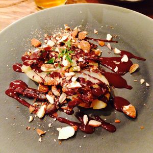 ppear dessert at De Herbivoor in Groningen