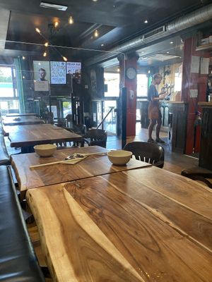 Can you see the plastic  at The Hug and Pint in Glasgow