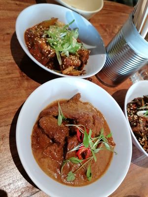 Small plates at The Hug and Pint in Glasgow