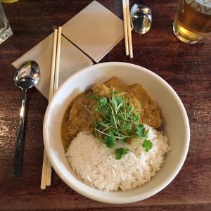 Jackfruit Curry at The Hug and Pint in Glasgow