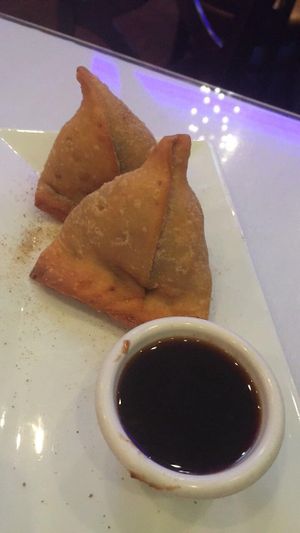 veggie samosas at Tandoor in Lexington
