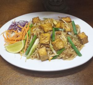 Phad Thai Tofu at Golden Teak in Tacoma