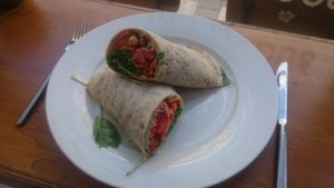 Pesto Wraps at ROOTS - Amstelveenseweg in Amsterdam