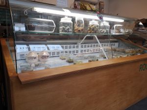 Counter at ROOTS - Amstelveenseweg in Amsterdam