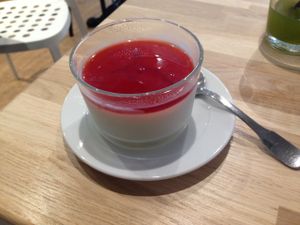 This vegan panna cotta went down like a treat. at PH7 Equilibre - Peletier in Paris
