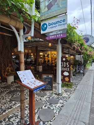 Alkaline Restaurant at Alkaline Restaurant in Canggu