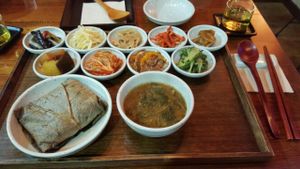 연잎밥 at Insarang - 인사랑 in Seoul