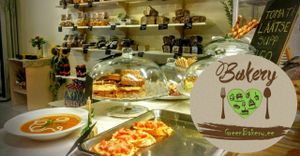 Homemade bread, baked without yeast, regular and gluten free. Different style cookies, vegetarian, vegan and gluten free. Illy coffee, cacao and Inca hot drink. Fresh squeezed juices, smoothies, wraps and so on. Place is small but made with love. at Green Bakery in Tallinn