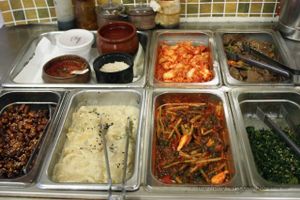 Delicious side dishes are free ~~ at SaRangBunSik - 사랑분식 in Seoul