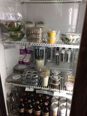 Limited choices, salads premise, desserts at OM Organics in Huntington