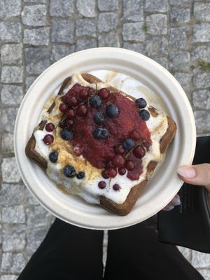 Gluten-free vegan  waffle at Atelier Smaku in Gdynia