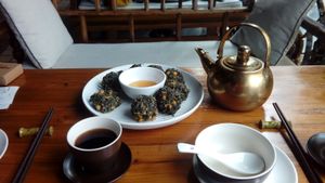 Spinach and corn patties at The Summer Tea House - 静颐茶馆 in Shenzhen