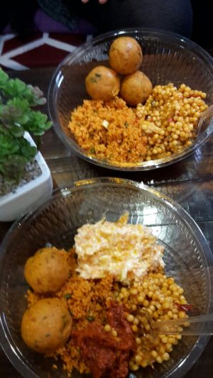 Vegetarian and vegan mixed plate at Sinas Galata in Istanbul