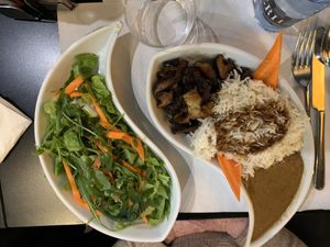 Berenjenas y shitake 👌 at The Mantraa in Barcelona