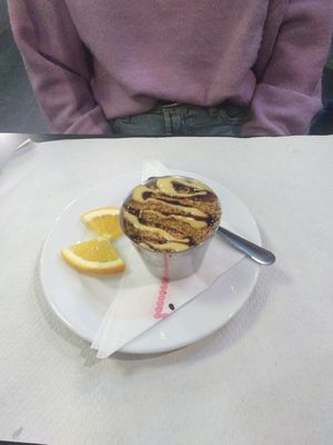 Cramble de poma at The Mantraa in Barcelona