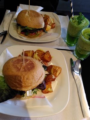 Burger and patatas bravas at The Mantraa in Barcelona