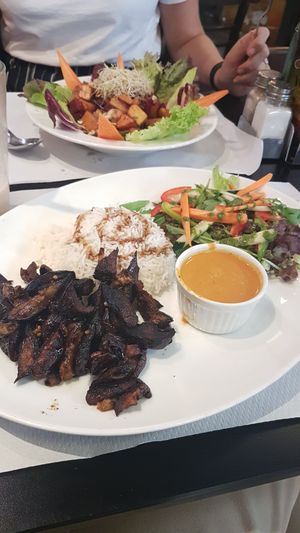 Glanced aubergine at The Mantraa in Barcelona