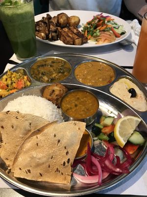 vegan plate  at The Mantraa in Barcelona