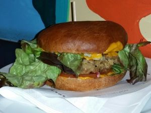 seitan burger at The Mantraa in Barcelona