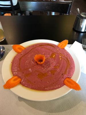 the large ";paste"; vegetable bowl at The Mantraa in Barcelona