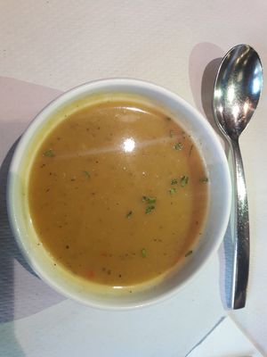 Sopa de verdura triturada at The Mantraa in Barcelona