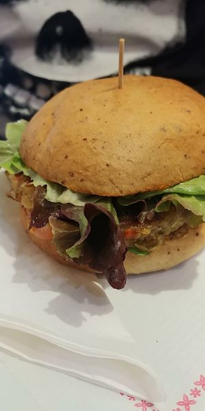 Veggie Burger at The Mantraa in Barcelona
