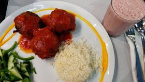 Albóndigas veganas at The Mantraa in Barcelona