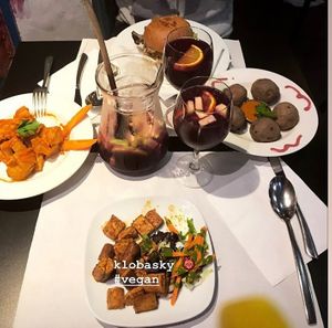 patatas bravas, sausages and patatas canaria at The Mantraa in Barcelona