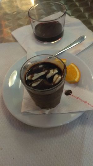Mousse de chocolate at The Mantraa in Barcelona
