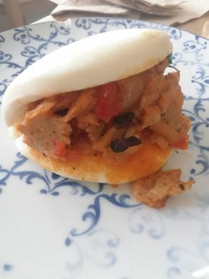 Bao bun at Crock and cock in Bilbao